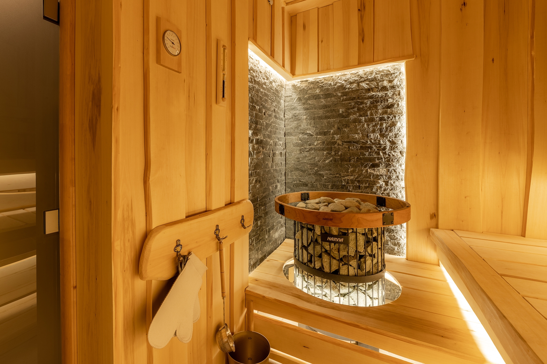 Баня из обрезной Липы вид 2