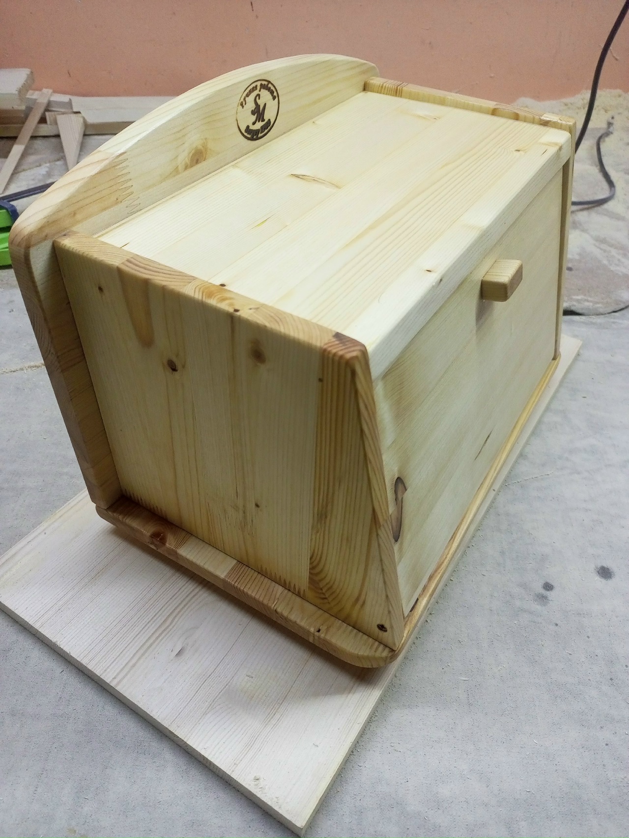 Хлебница вид 2