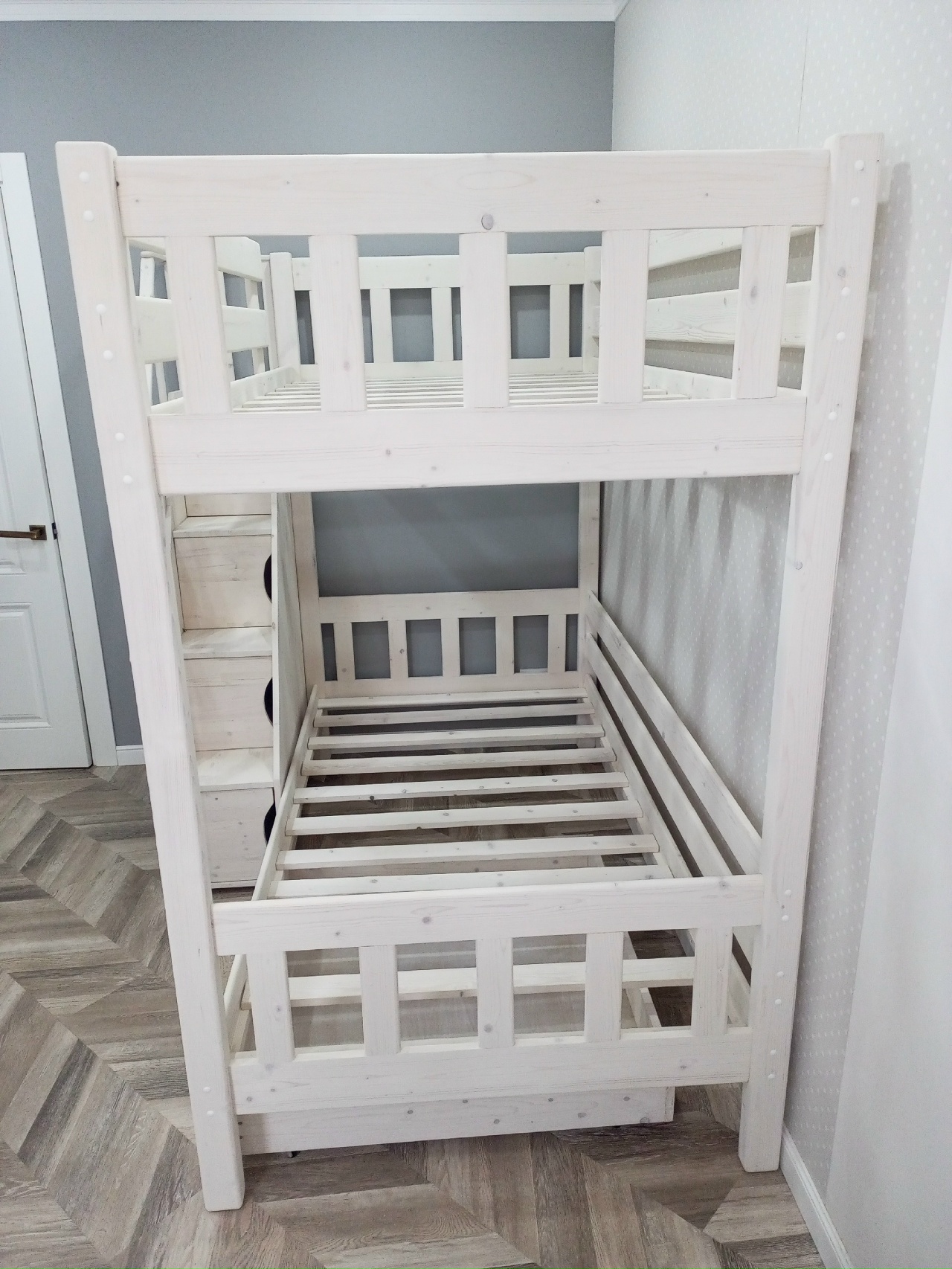 Детская кроватка вид 3