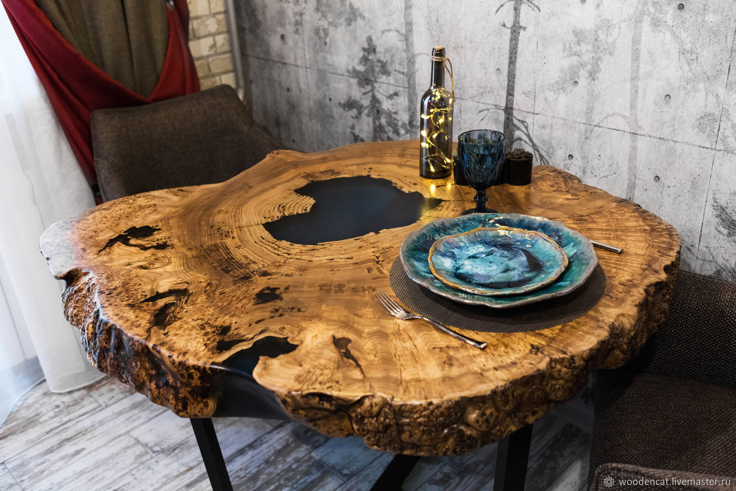 Столы с эпоксидной смолой