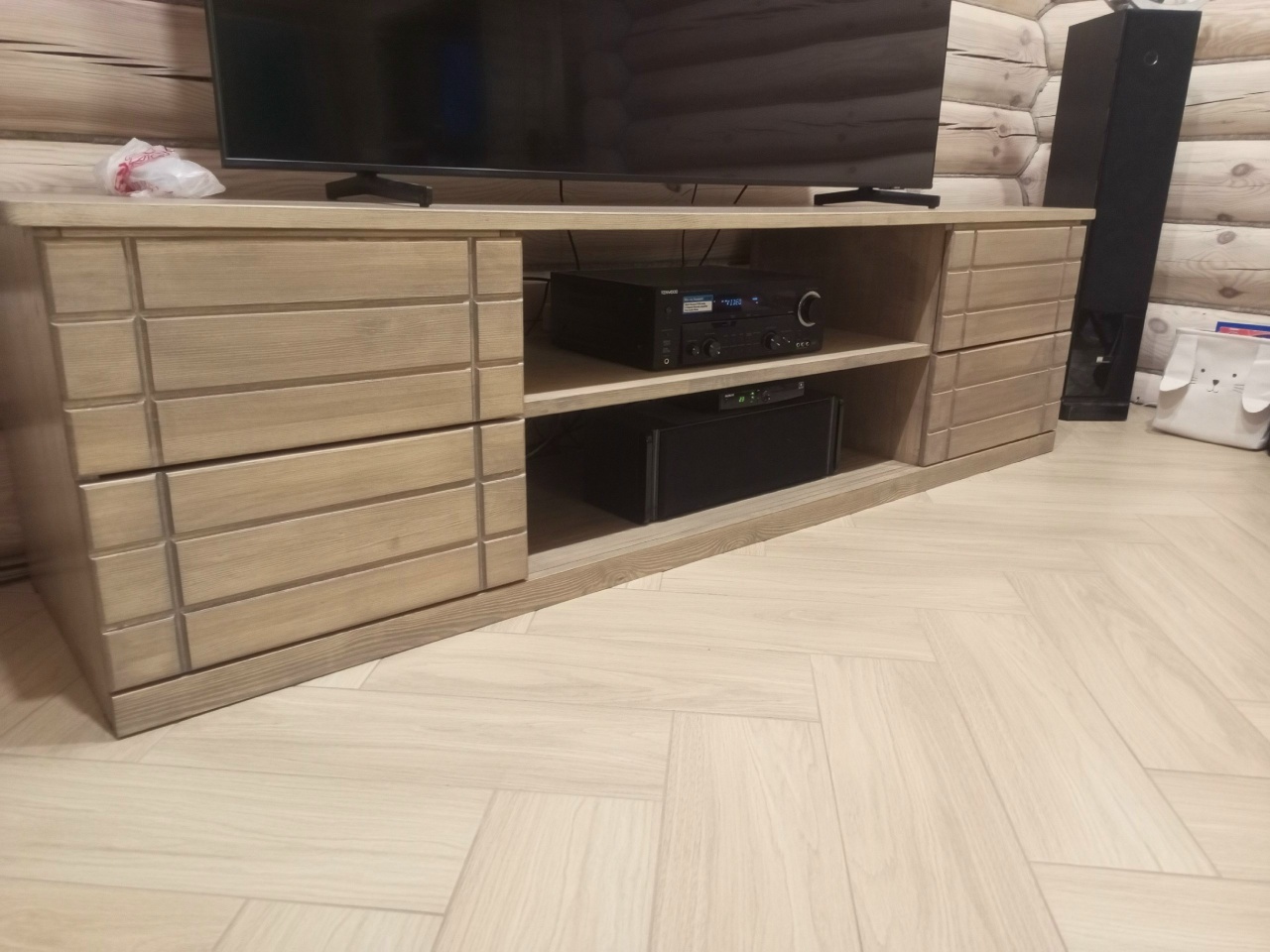 Тумба под ТВ вид 1