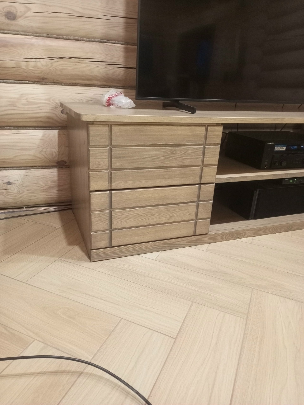 Тумба под ТВ вид 3